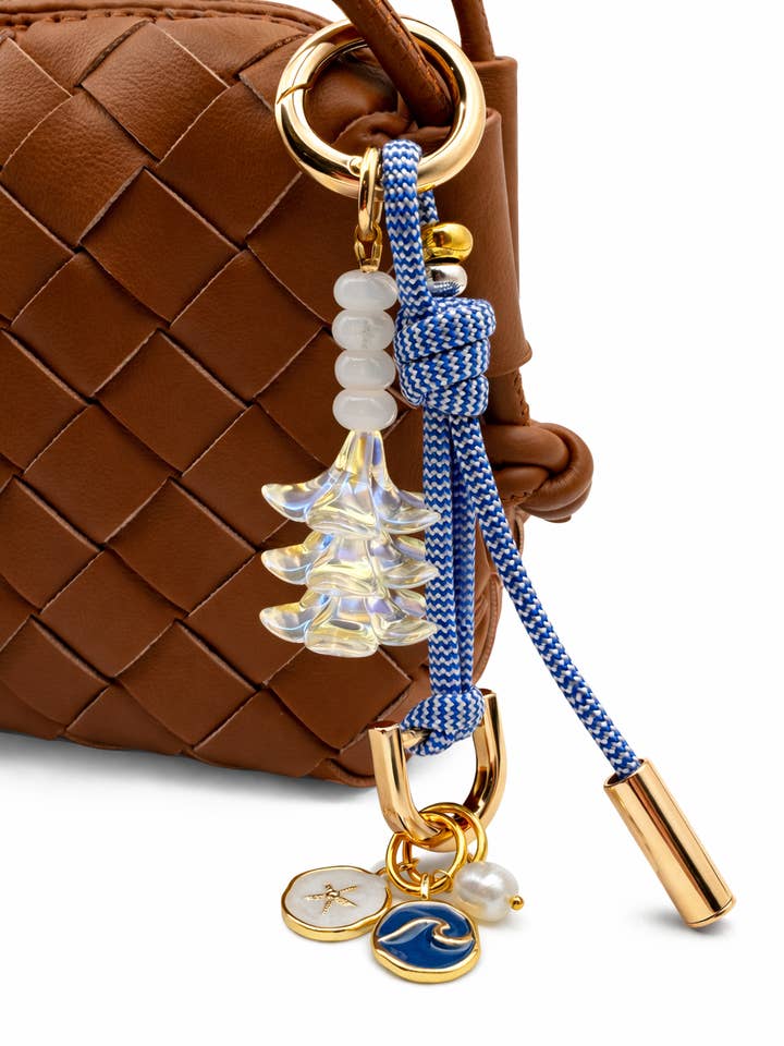 Leo Charm – Bag & Accessory Charm (Blue and White, Plumeria) for wholesale by Leo & Lei