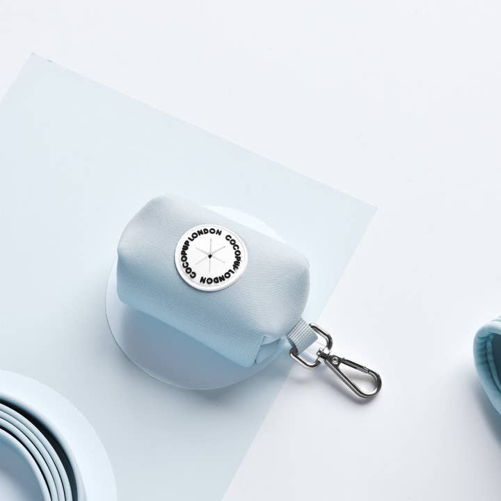 Cocopup London - Venta al por mayor Portabolsas de excrementos - Soporte para bolsas para excrementos NAKD, diseño de chicle1