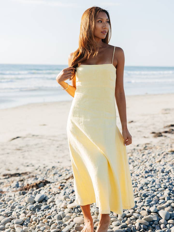 ISLA & SAIGE - Wholesale Dress - Women's - Margot Linen Maxi Dress4