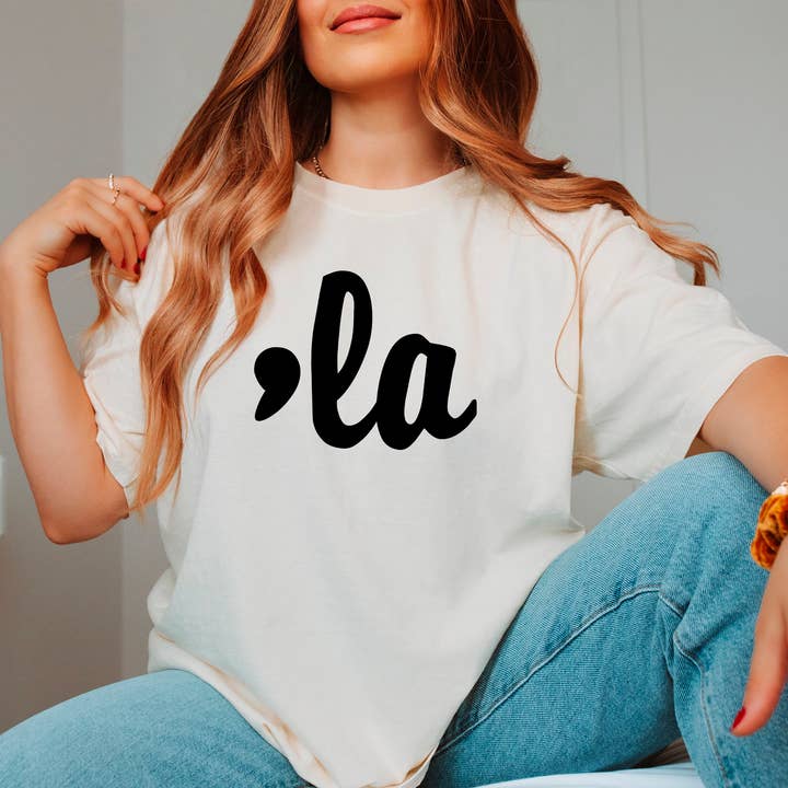 Comma-La Shirt, Kamala Harris 2024 Shirt for wholesale by Eleven Fashion