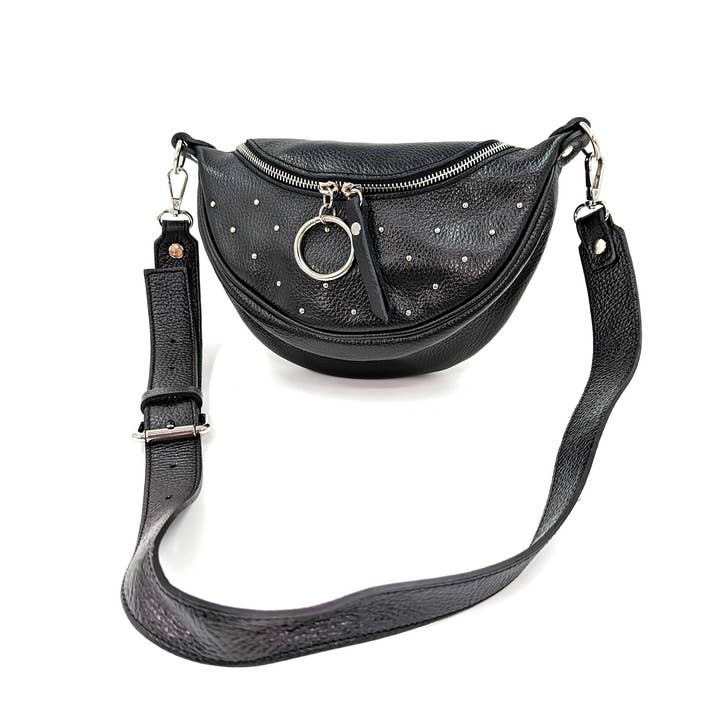 Tempest Designs - Wholesale Heuptasje - Dames - Leren heuptasje met studs en ringtreksluiting.
