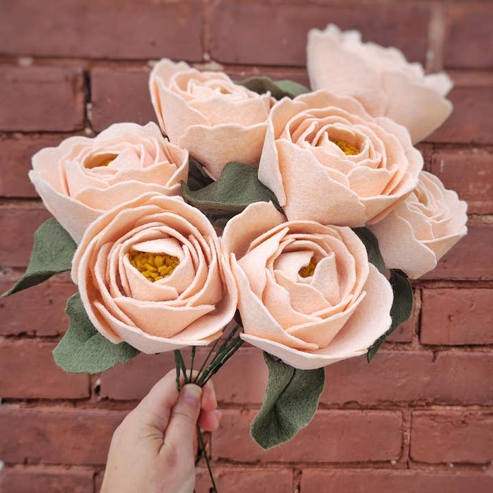 Madymae Felt Florals - Wholesale Artificial flowers - Felt Peony2