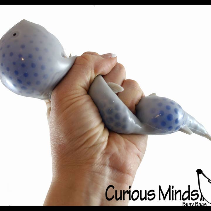 Curious Minds Toys - Wholesale Knijpbal - Kinderen en baby - 1 grijze knijpstressbal gevuld met haaienwaterkralen - Senso1