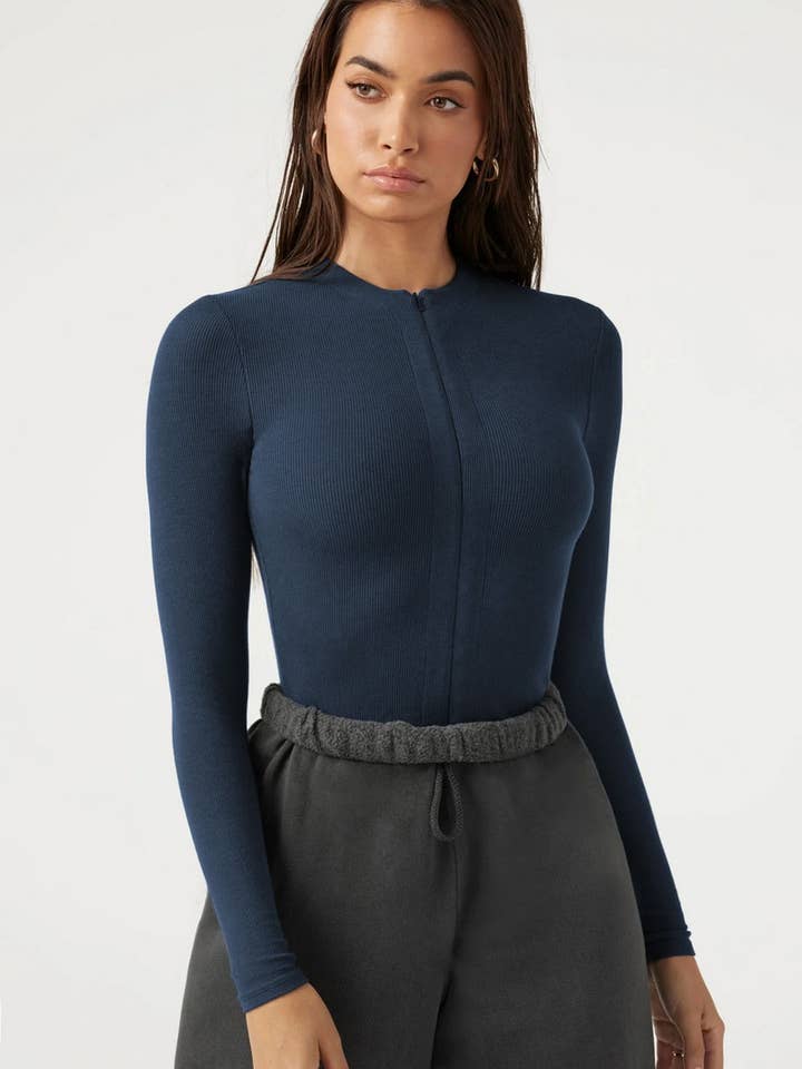 Lily Clothing - Wholesale Bodysuit - Women's - SEXY ZIP UP LONG SLEEVE TOPS BODYSUITS_CWSBS011018