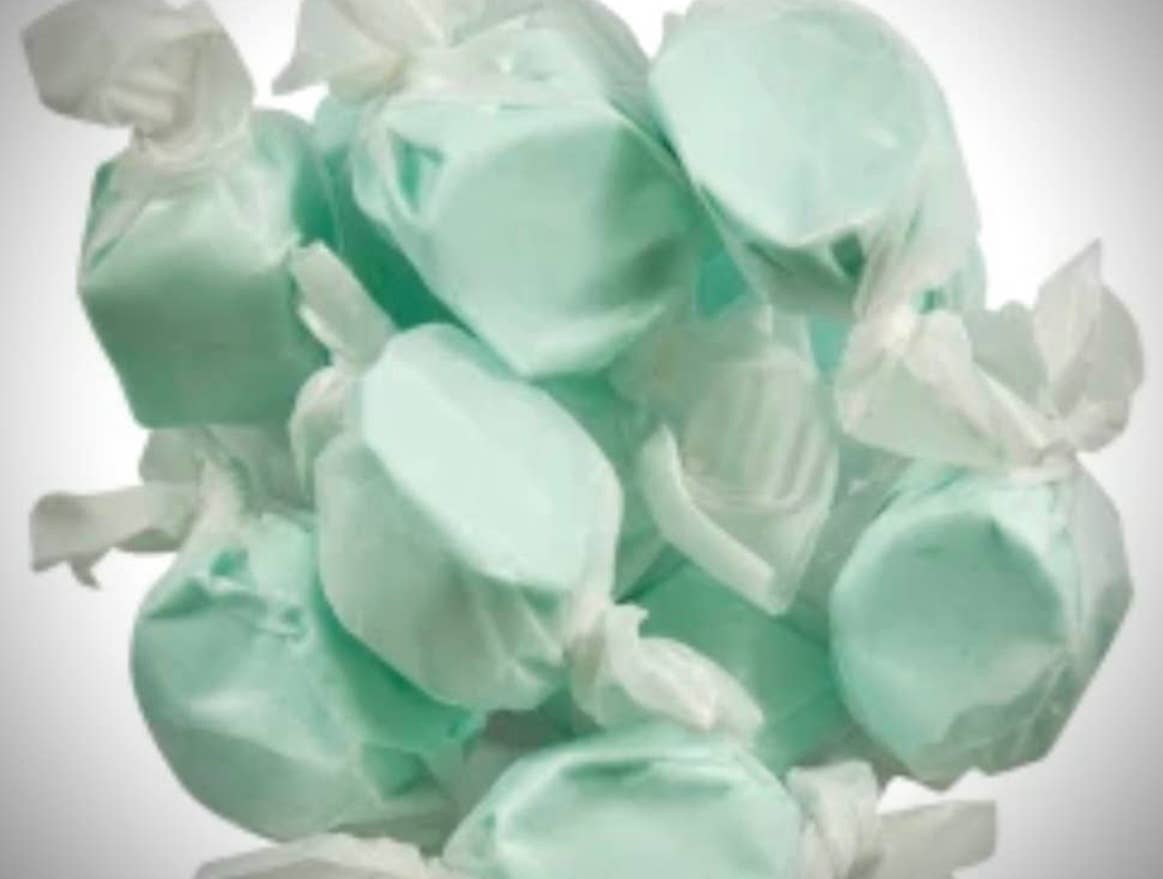 O'Shea's Candies Sweet Shop - Wholesale Taffy - Nostalgic Old Fashioned Salt Water Taffy 1/2LB 1