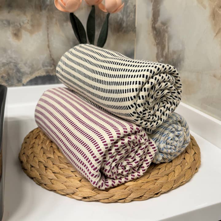 The Loom Wholesale - Wholesale Beach Towel - Striped Turkish Towel – Custom Name Embroidery