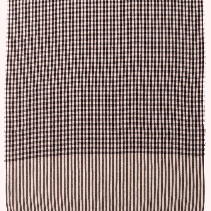 SVEZElife - Wholesale Scarf - Women's - Classic Gingham Woven Wool Scarf with Tassels - Black White | SVEŽElife1