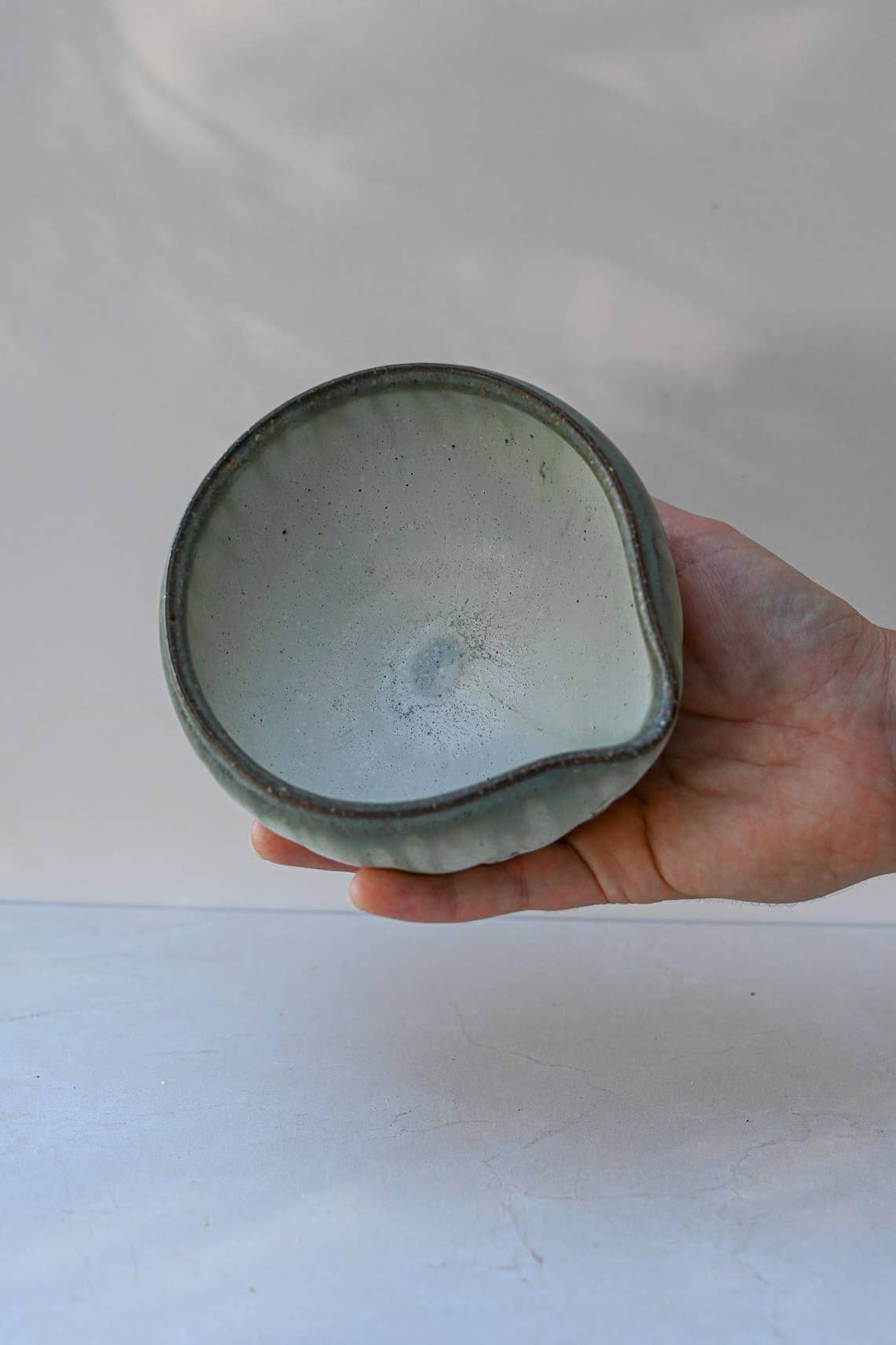 Aprikalife - Wholesale Tea Set - Japanese Matcha Set - 16 oz Ceramic Matcha Bowl with Spout6