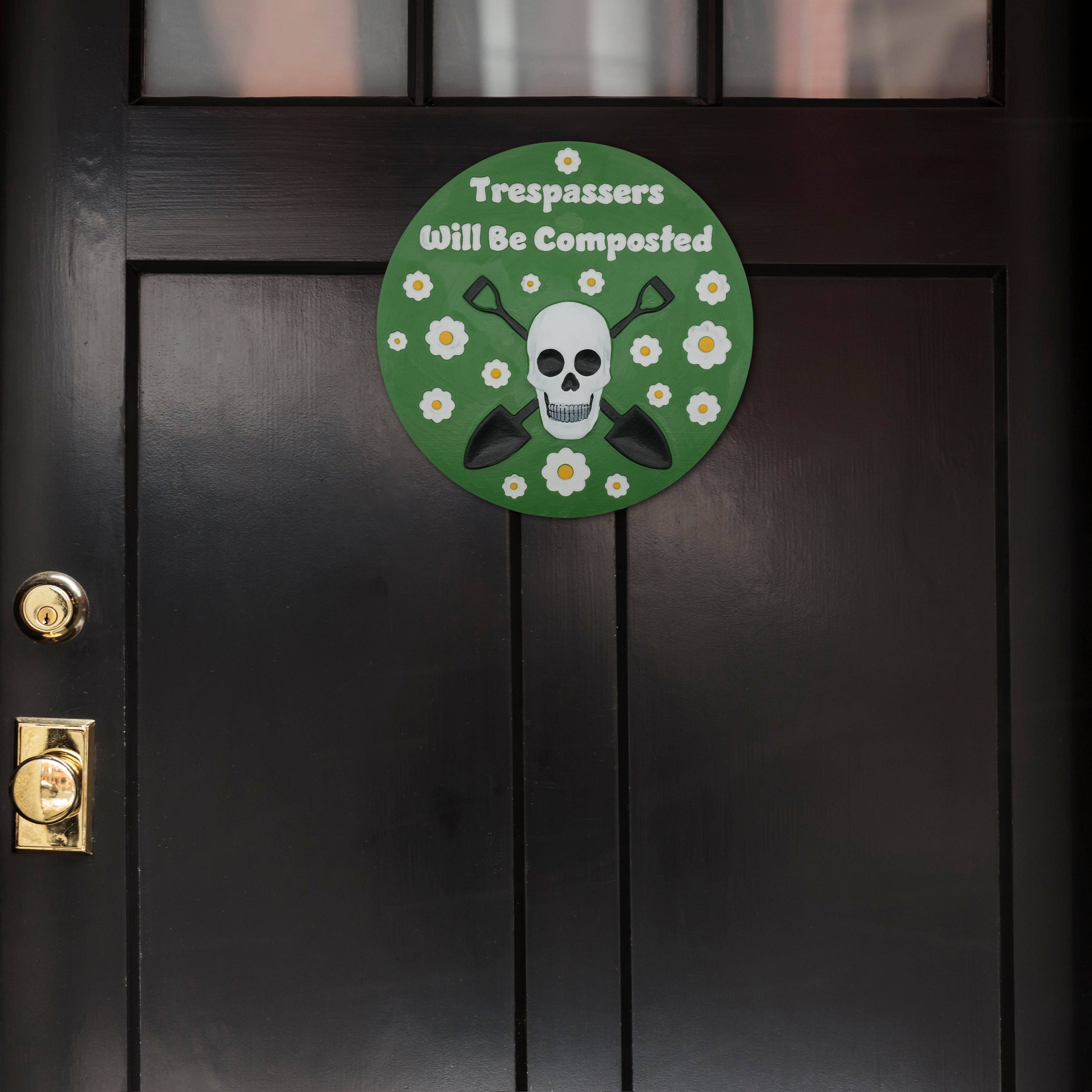 Happy Cow Lawn Decor - Wholesale Stepping Stone - “Trespassers Will be Composted” Garden Stepping Stone1