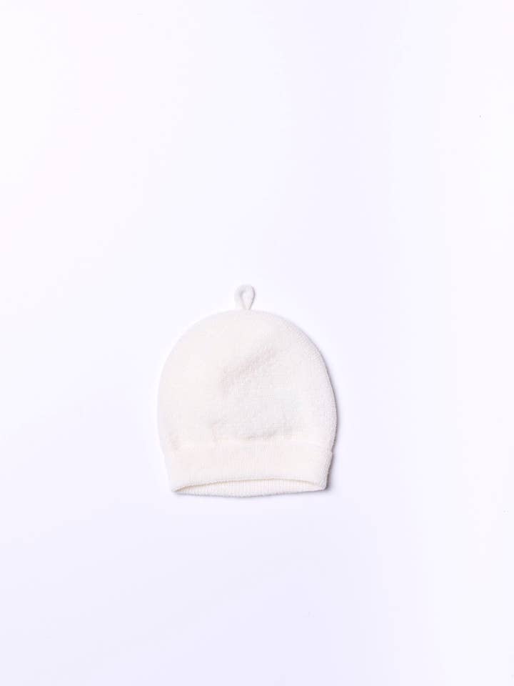 Beanie knitted in wool and cashmere blend | LITTLE LOVE for wholesale by Wedoble: sustainable children's fashion