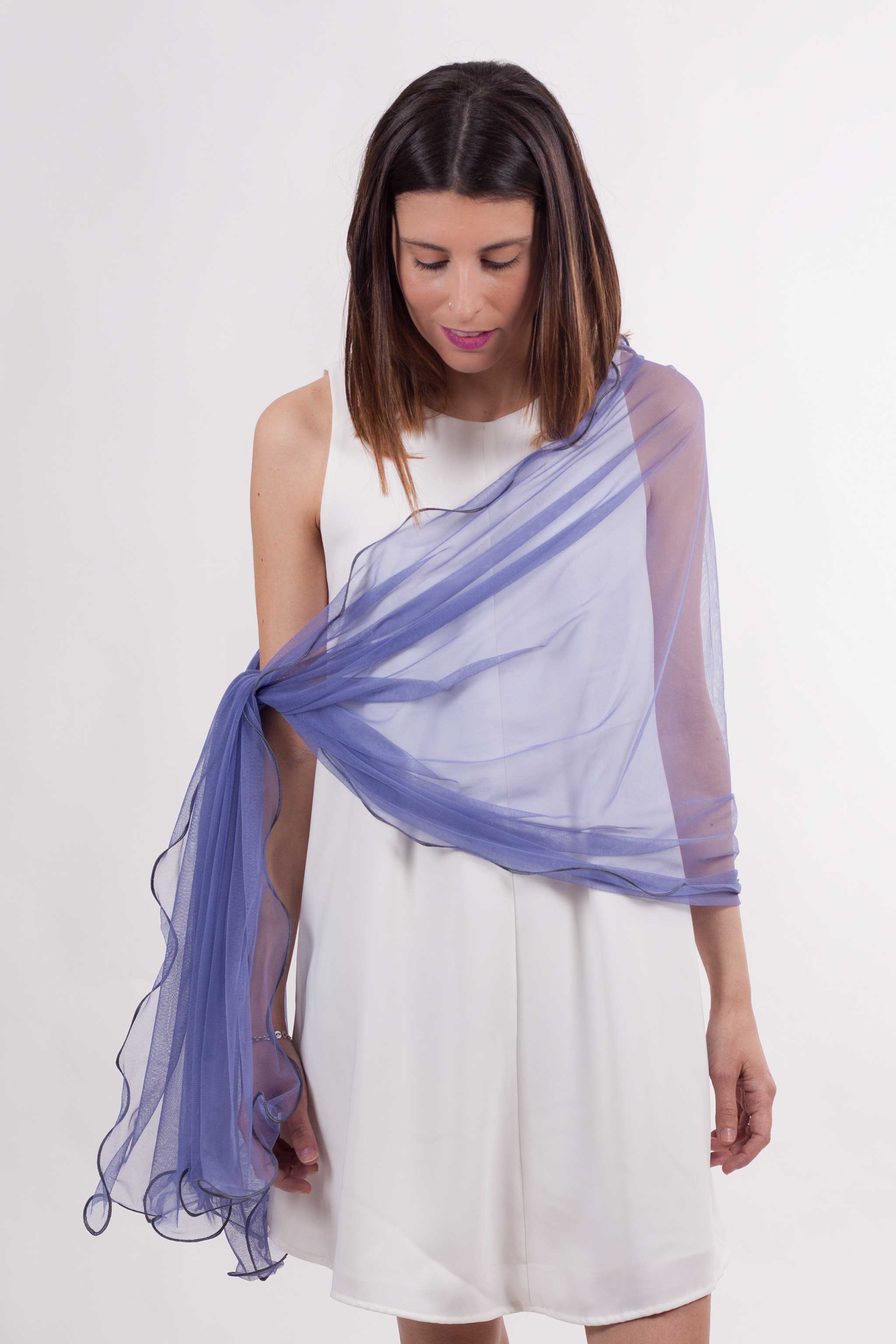 MR Complements - Vente Écharpe – femme - Châle en tulle grande taille aux bords ondulés8