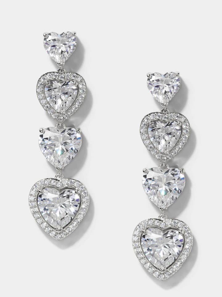 ORECCHINI LINEARI CUORE HALO LE BISOU per la vendita all'ingrosso da parte di NADRI