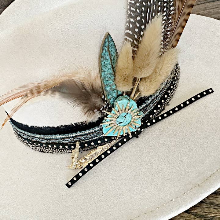 SLADE Verstellbarer Hut aus Veloursleder für den Großhandel von Sweet Grace