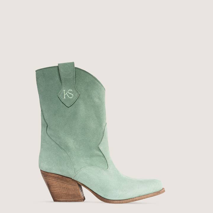 Montana Oxide Texan Ankle Boots for wholesale by Kali Shoes