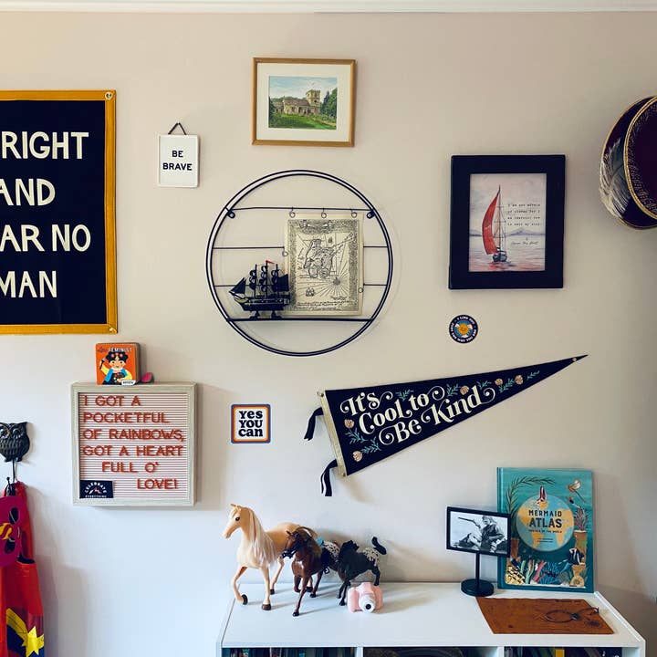 Oxford Pennant - Wholesale Flag - Do Right And Fear No Man Camp Flag