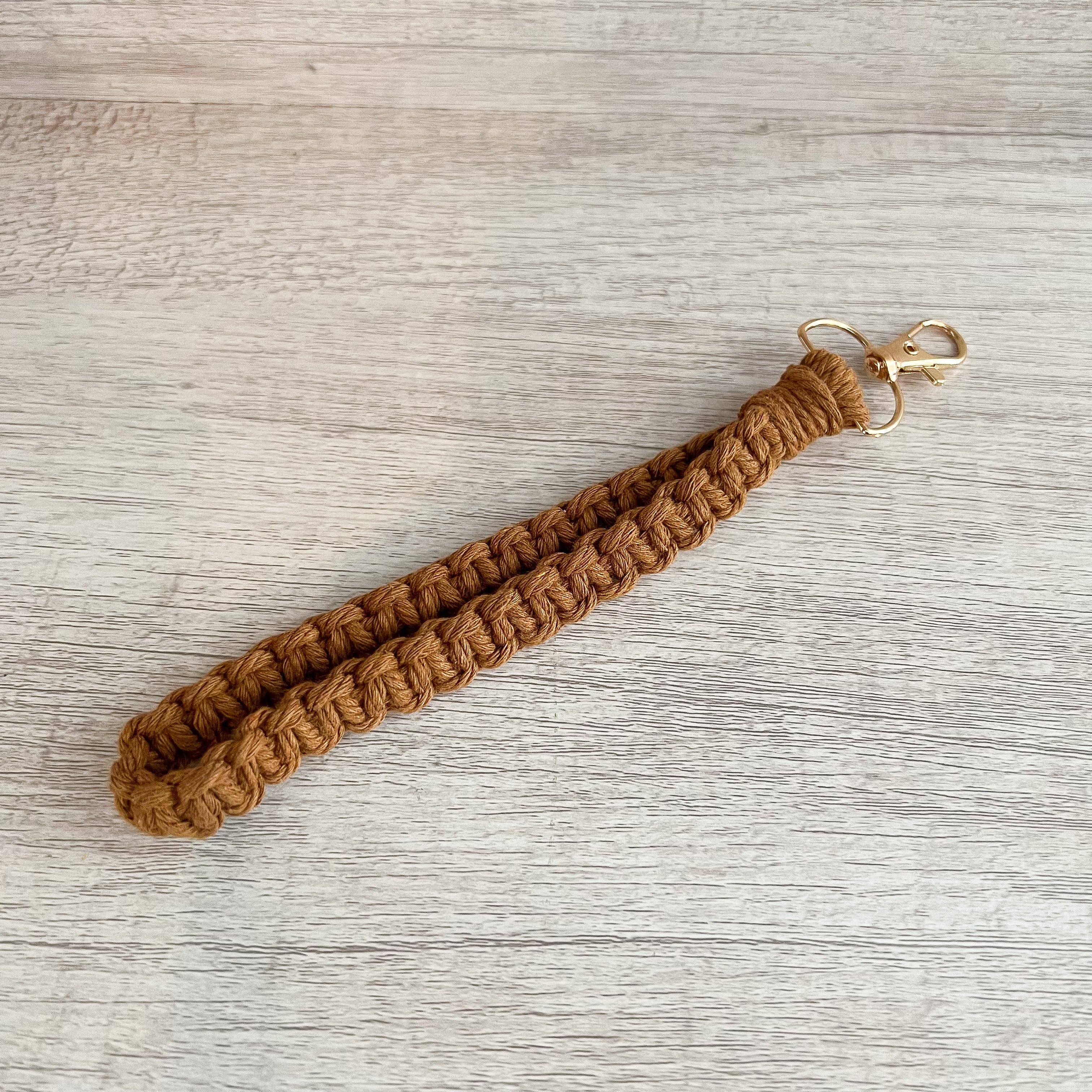 Sweettine Wholesale - Wholesale Keychain - Women's - Macrame Box Wristlet Key Chain6