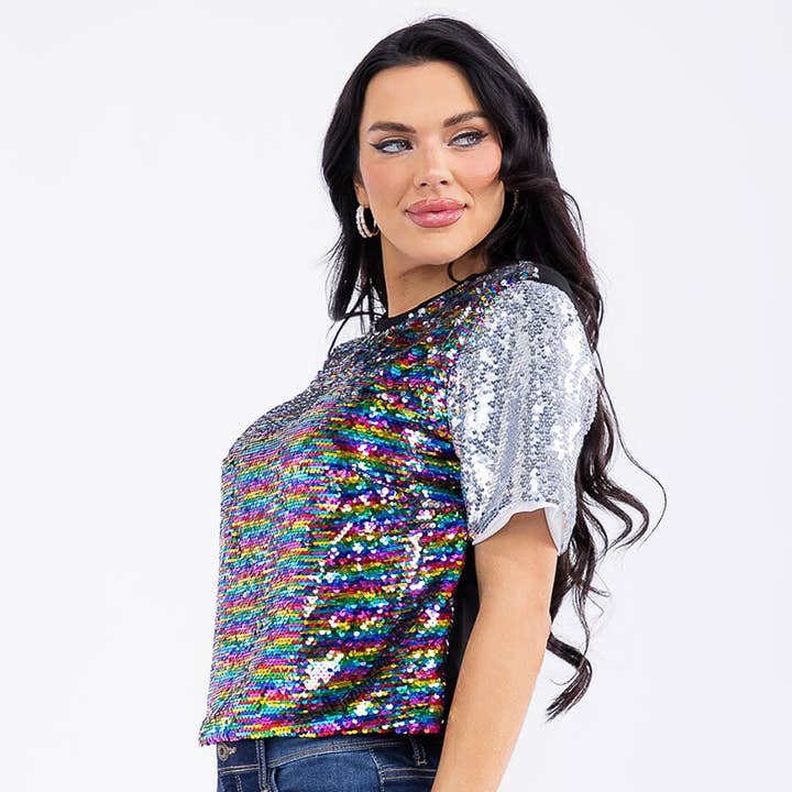 6708- Kurzarm-Top mit mehrfarbigen Pailletten für den Großhandel von IWT Brands