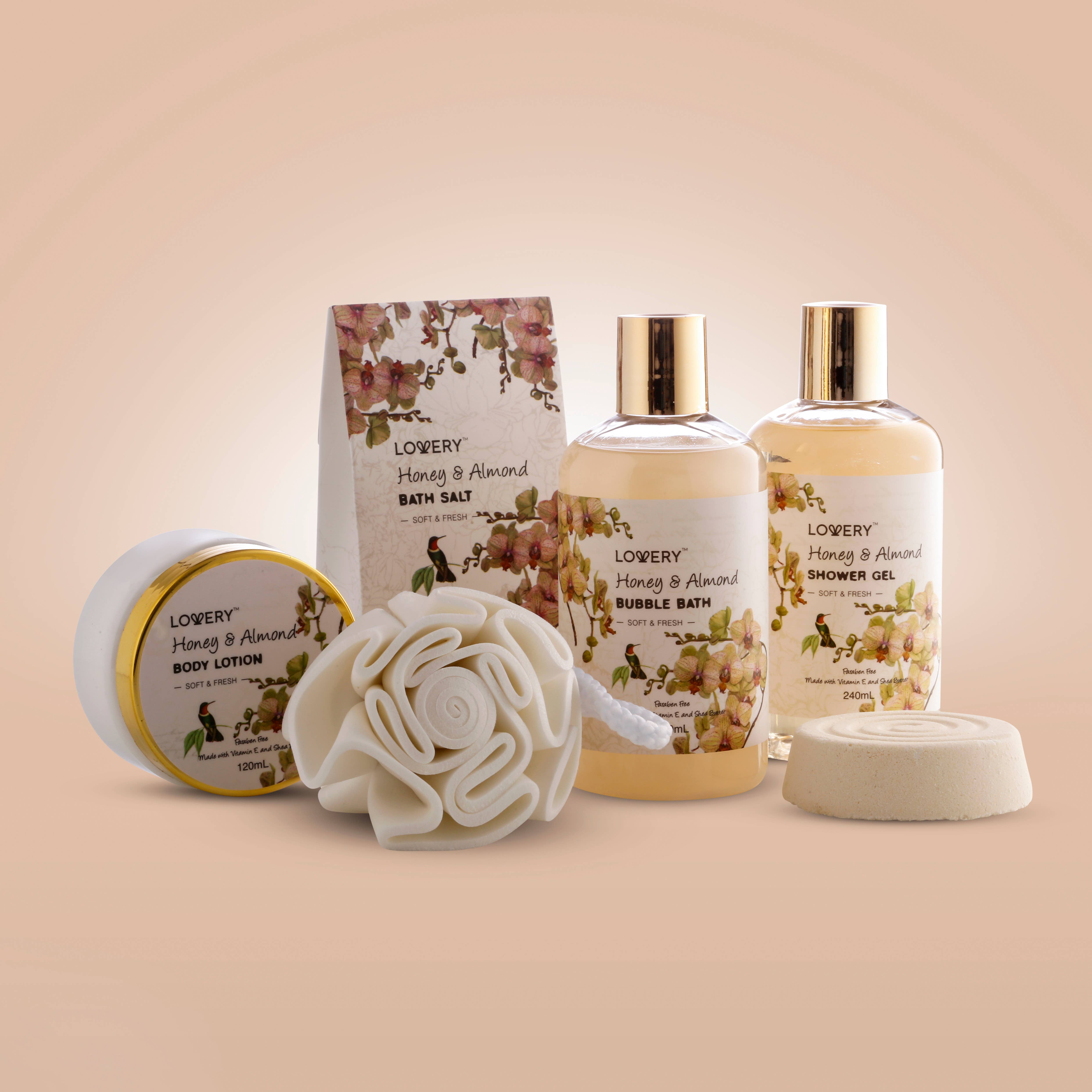 Lovery – wholesale Bath & body set – Home Spa Gift Basket, Honey & Almond Scent, Bath & Body Care1