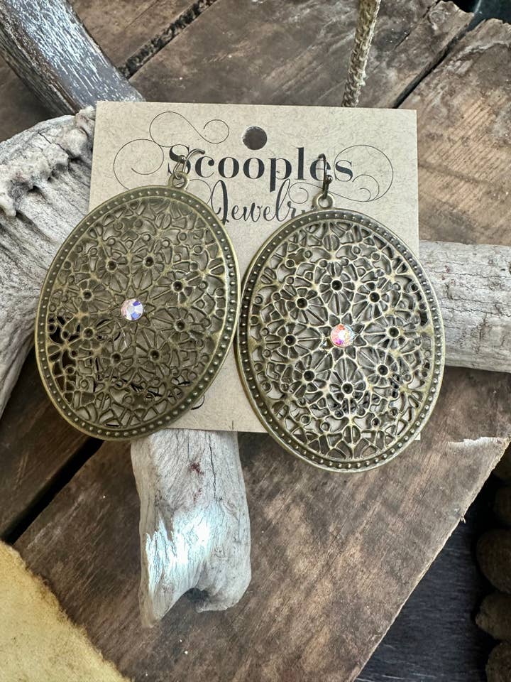 Oval Filigran Rhinsten for engroshandel hos Scooples Jewelry