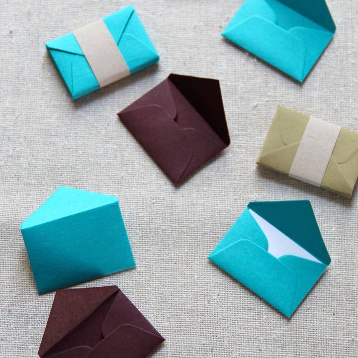 Peacock Tiny Love Notes for wholesale by Lemon Drop Papers, Inc.