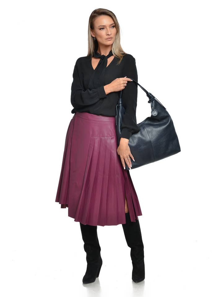 AW25 RM 112 MÖRKBLÅ för wholesale av Roberta M