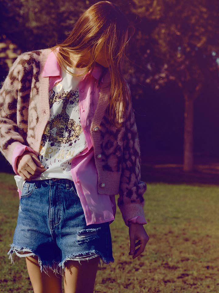 leopard print cardigan with wool in pink for wholesale on Faire4