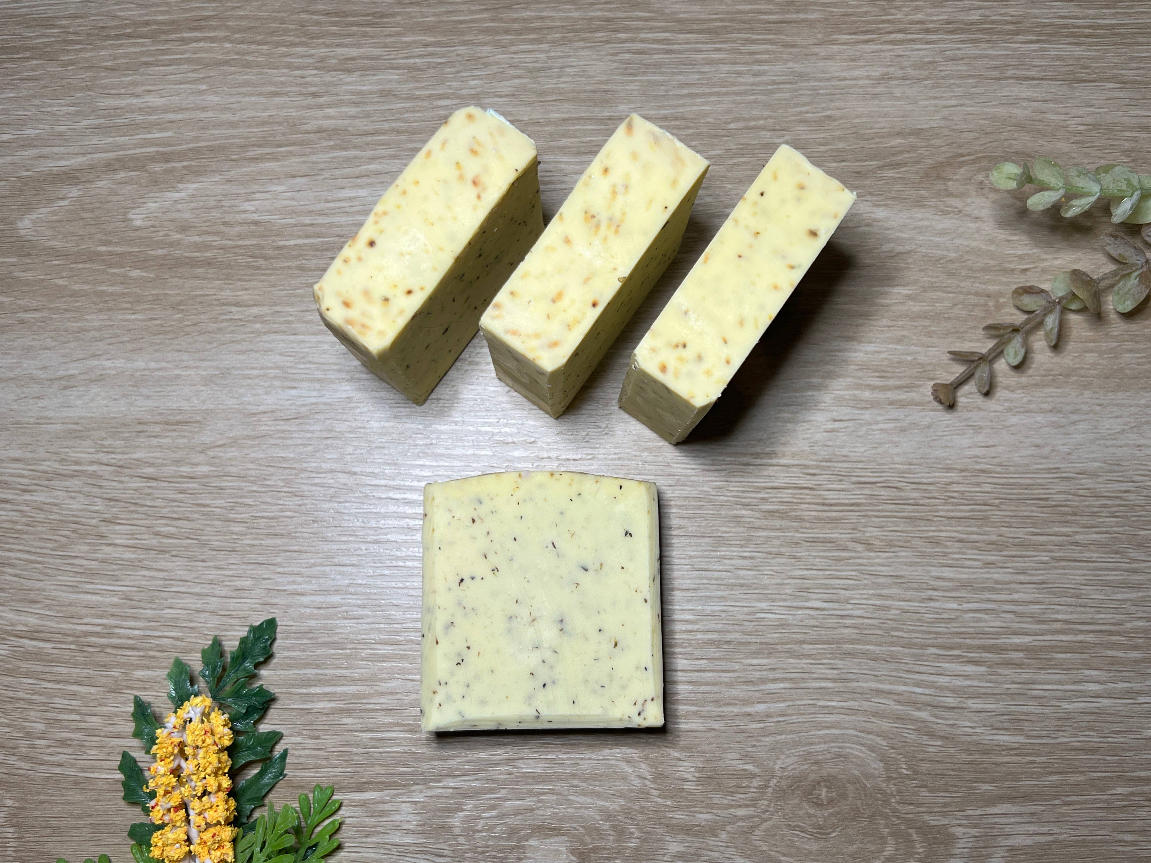 Wicks 'n Lotions - Wholesale Bar Soap - Lemongrass Vegan Soap Loaf1