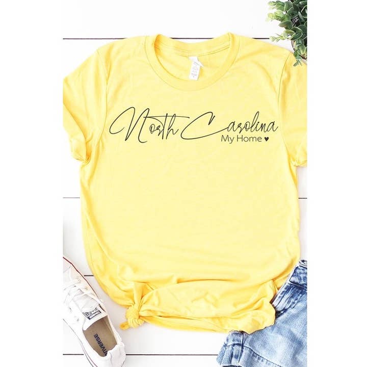 North Carolina mitt hem grafisk tee för wholesale av Kissed Apparel