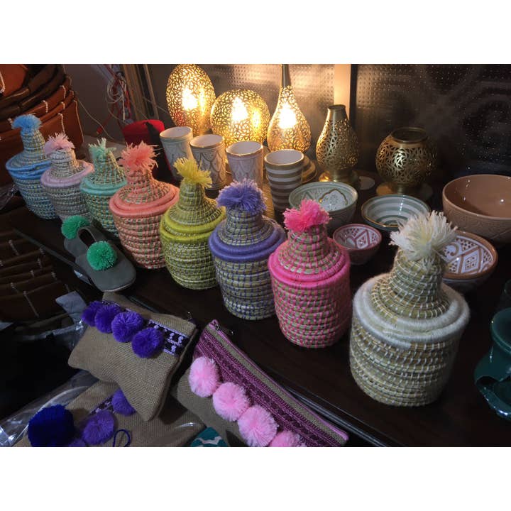 marrakeshop – Engroshandel Skrivebordslampe – Marokkansk håndlavet rund bordlampe i graveret messing12