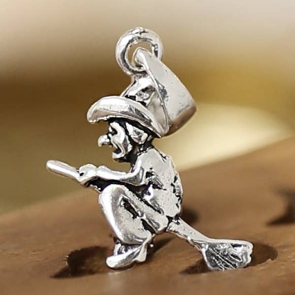 Ethike.eu - Wholesale Individual Charm/Pendant - Bruja - 925 silver pendant0