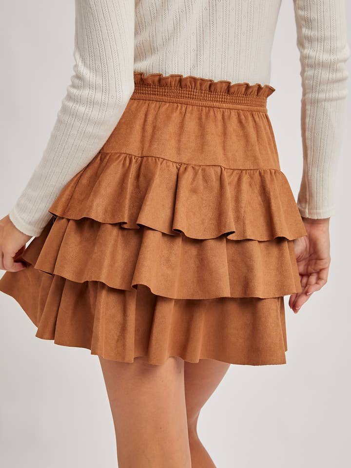 Bluivy - Wholesale Skirt - Women's - FAUX SUEDE TIERED RUFFLE PAPERBAG WAISTBAND MINI SKIRT7