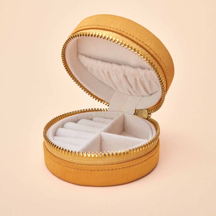 Powder Design inc - US - Wholesale Jewelry Box/Organizer - Mini Round Jewellery Box - Ladybird in Mustard