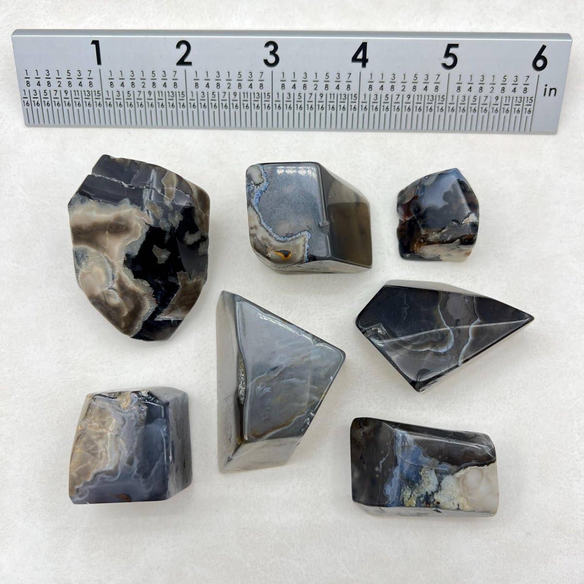 Crystal River Gems LLC - Vendita all'ingrosso Pietra/cristallo spirituale - Forma Libera di Agata Vulcanica2