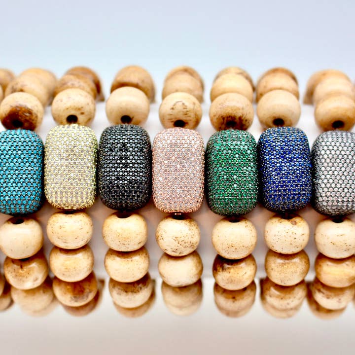 Cubo per la vendita all'ingrosso da parte di Karli Buxton