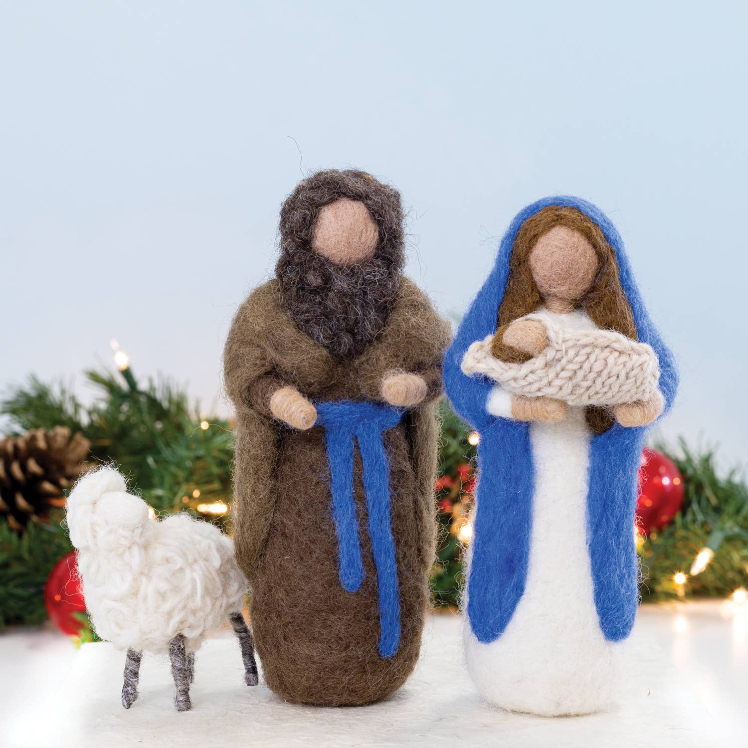 dZi Handmade - Wholesale Nativity Scene Decor - Holy Couple Nativity1