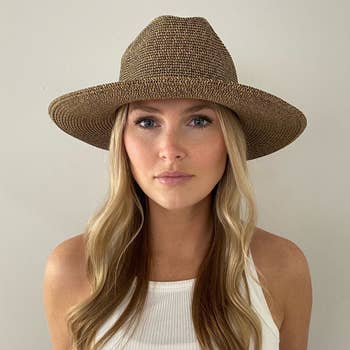 Wholesale Outrigger Summer Hat For Women Chin Strap for your store