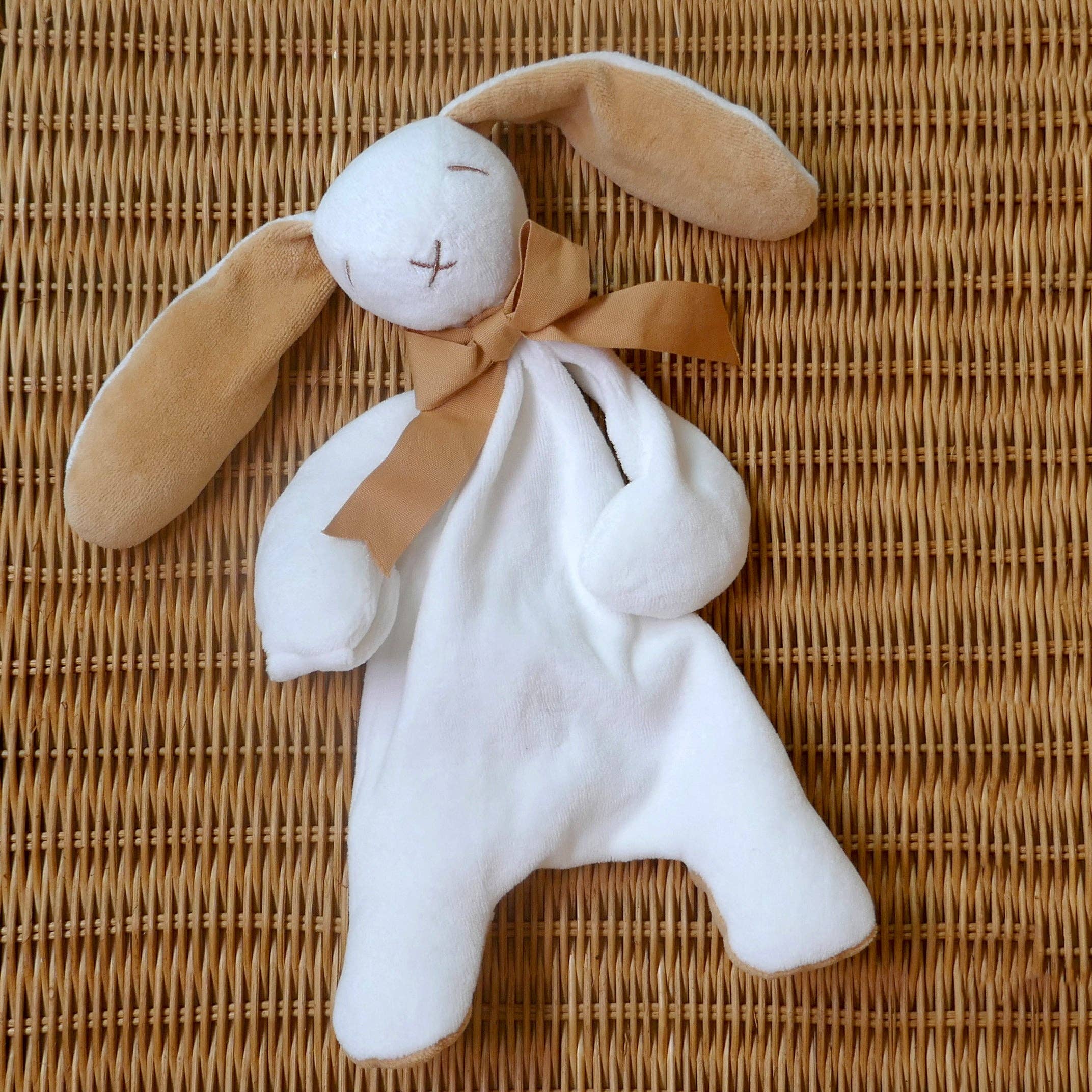 Maud N Lil Organic Cotton - Wholesale Stuffed/plush toy – Kids & baby - Classic Organic Cotton Bunny Comforter / Lovey Toy - Biscuit2