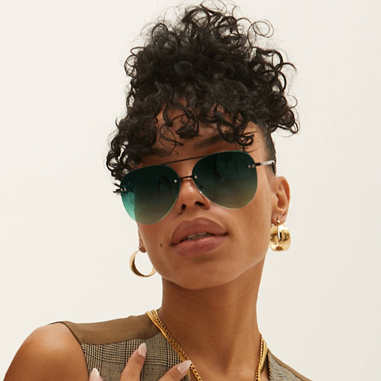 TOPFOXX - Wholesale Sunglasses - Women's - Smaller Megan 2 - Dark Green Metal Aviator Sunglasses4