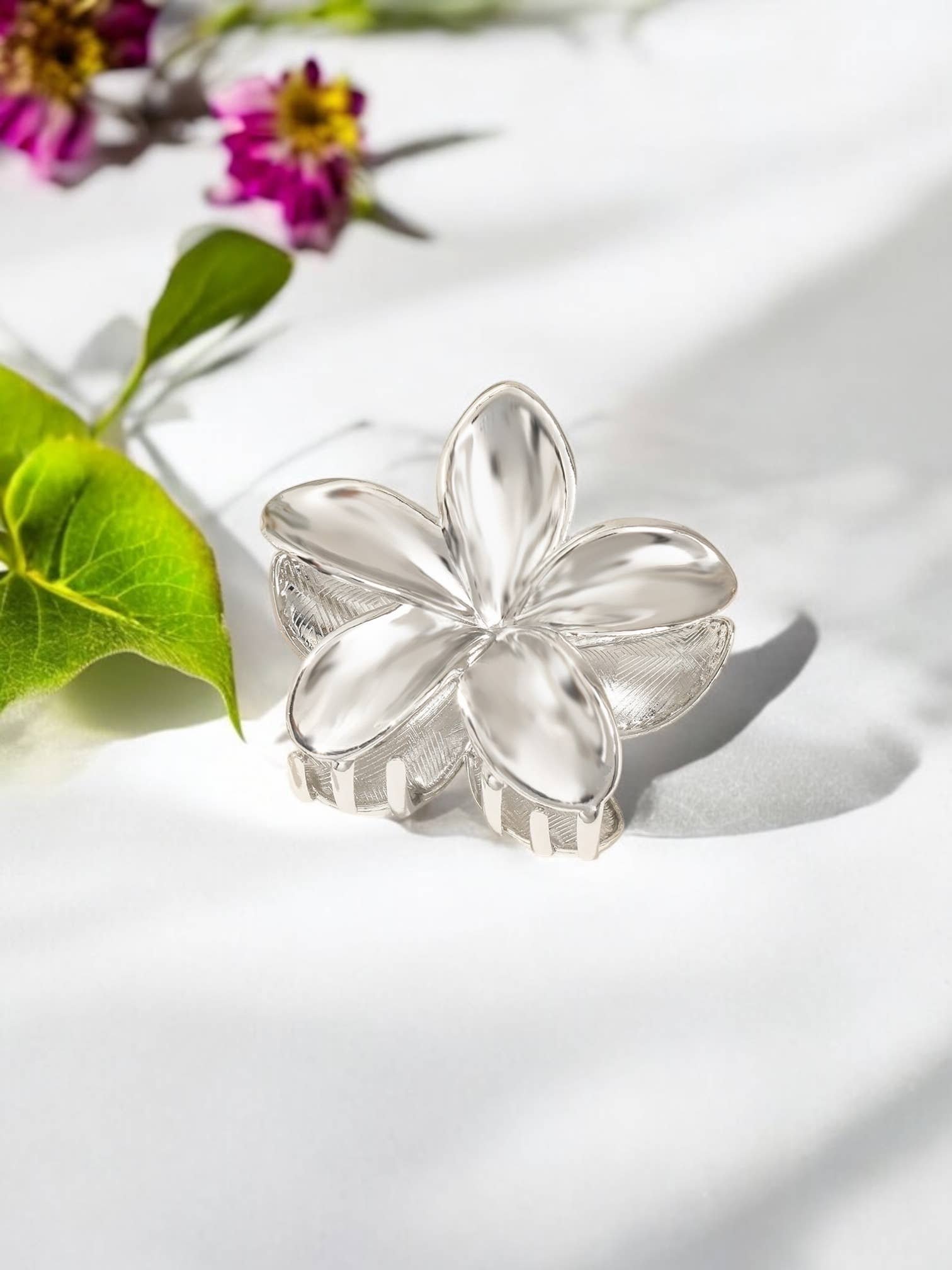 BYREN | ÉLINE L'ATELIER - Wholesale Hair Accessories Set - Women's - Flower-shaped hair clip ZE173