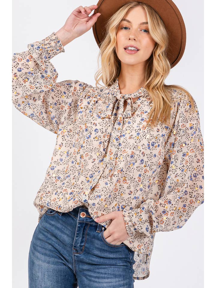 Sage + Fig - Wholesale Blouse - Women's - TIE NECK LONG SLEEVES FLORAL PRINT BLOUSE (ST71038)5