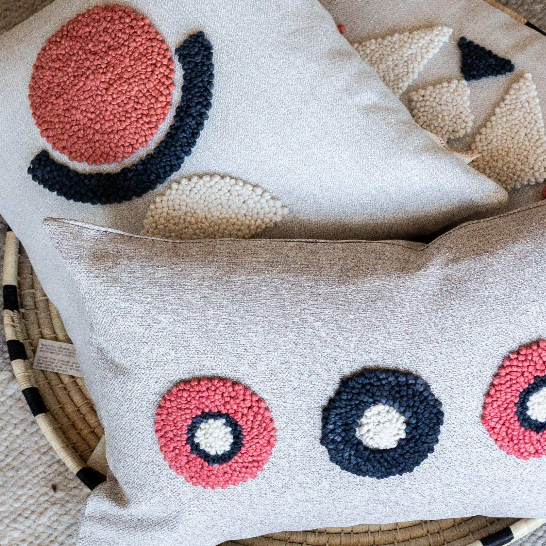 kanju Interiors – Großhandel Zierkissen – Afriscandi Circles Throw Kissenbezug1