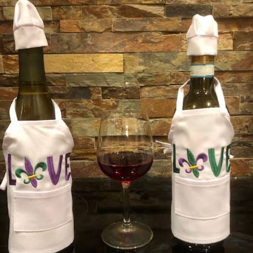 Wine Bottle Apron- Mardi Gras Love for wholesale by All Aboard Party Headquarters