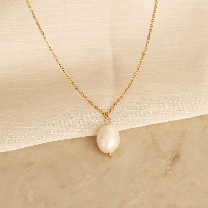 Pearl Pendant Necklace for wholesale by MAIVE