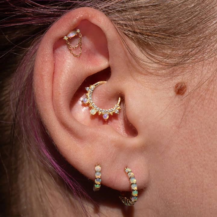 Piercing-zone - Wholesale Ring met een steen/solitaire ring - Lillia Opal Clicker – Massief 14K Gouden Australische Opaal Ring
