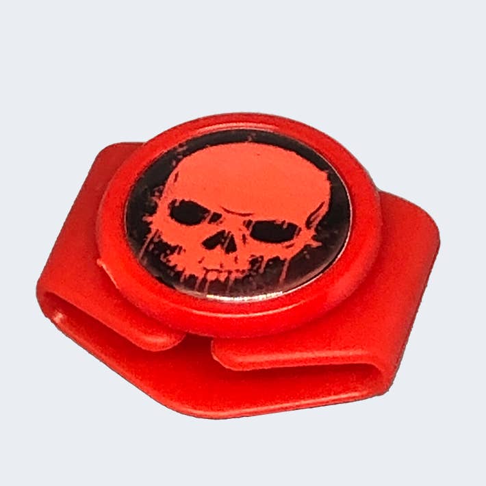 Red Skull Shoelace Lock for wholesale by Knotbots
