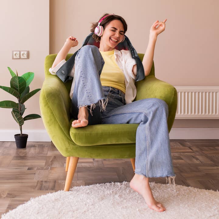 Pursonic - Wholesale Body Massager - 3D Shiatsu Heating Back and Neck Massager4