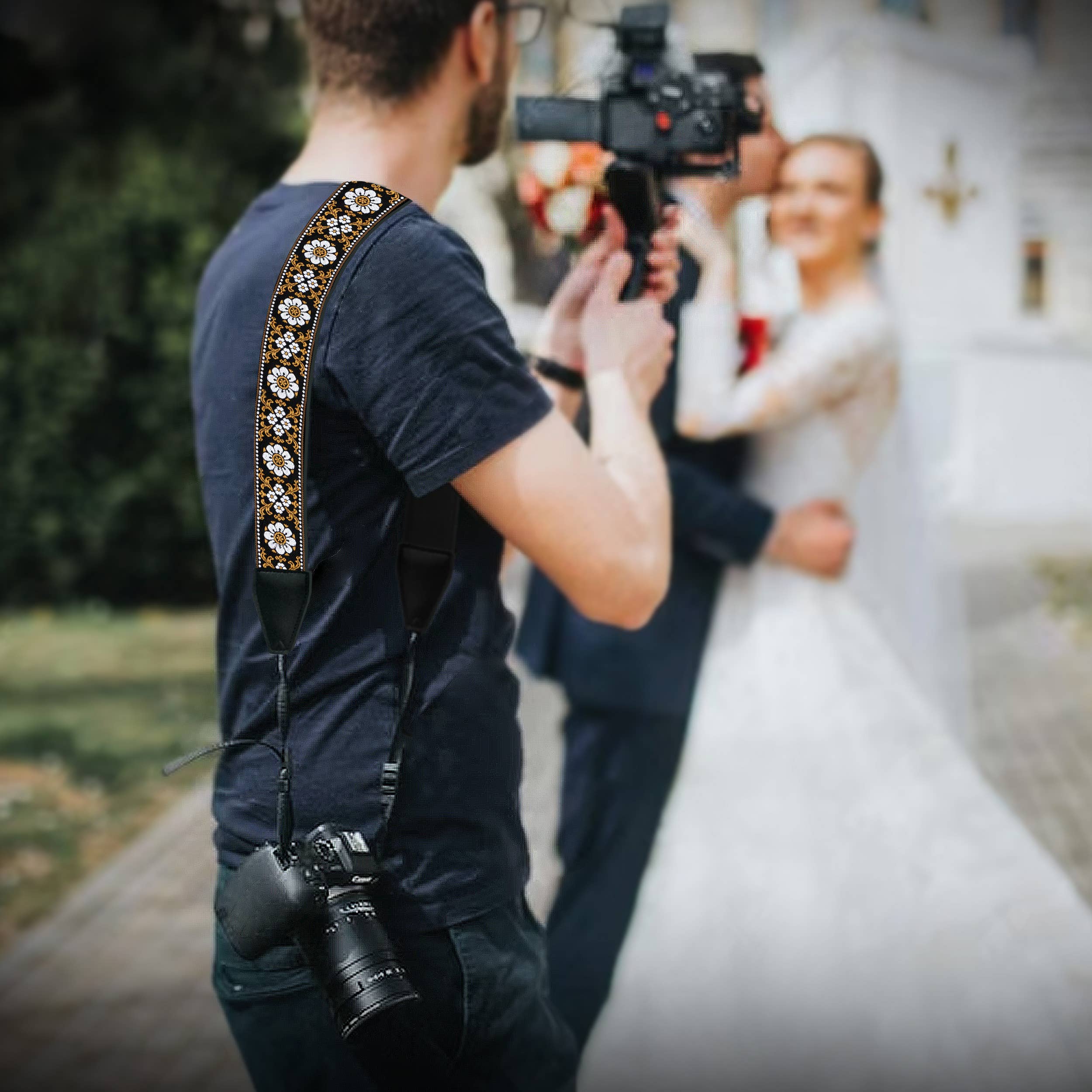 Gradzo – wholesale Camera strap – Custom Embroidery Camera Strap - Brown Flowers Camera Strap3
