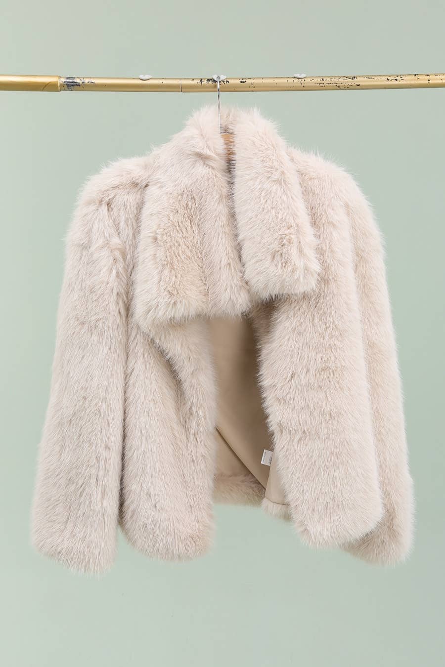DIX-ONZE - Wholesale Fur/Faux Fur Coat - Women's - Short Faux Fur Jacket – Elegance & Softness16