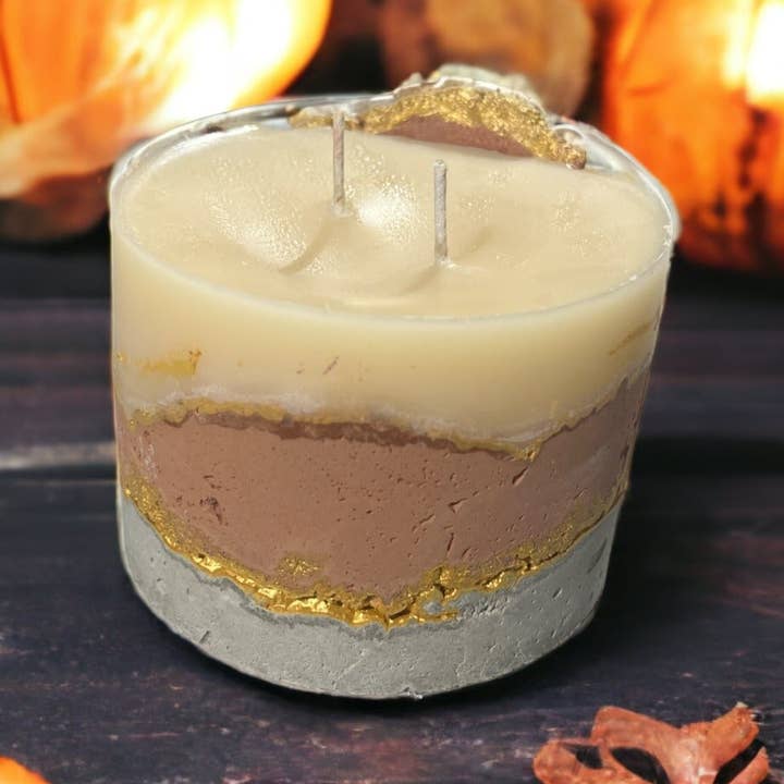 Toasted Pumpkin Spice - Soy Wax Concrete Pillar Candle for wholesale by Koramor