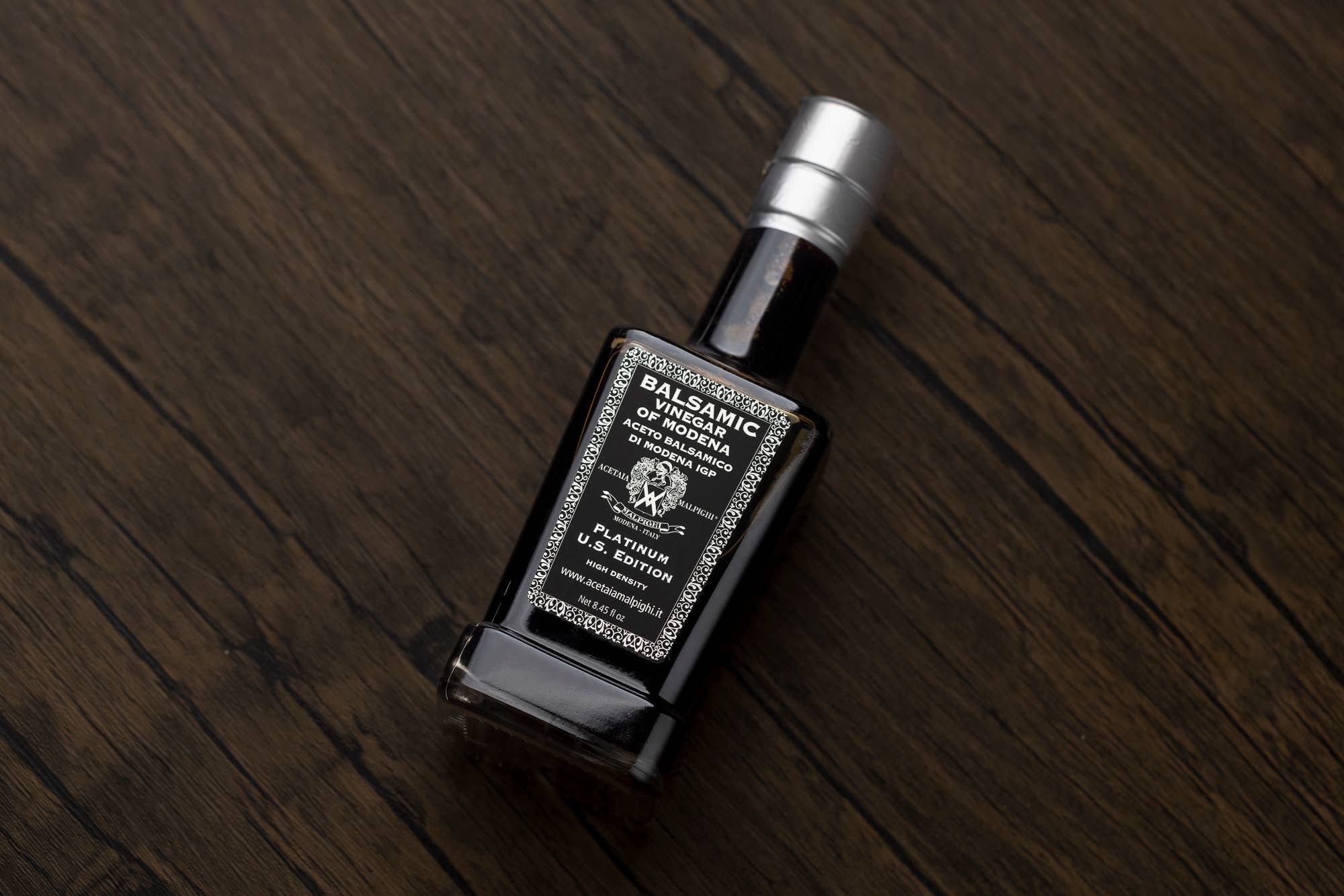 USA Distribution by Taycte - Wholesale Vinegar - Balsamic Vinegar of Modena Platinum (Aged 25+ Years)1